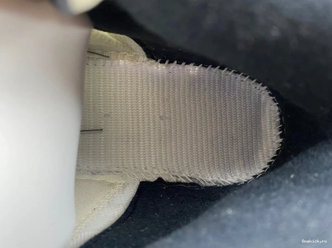 One Kick Air FN7405-100 Jordan 5 Sail SE 0816